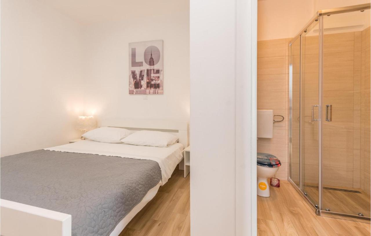 Apartments In Turanj, 20M From The Beach Sukošan Exterior foto