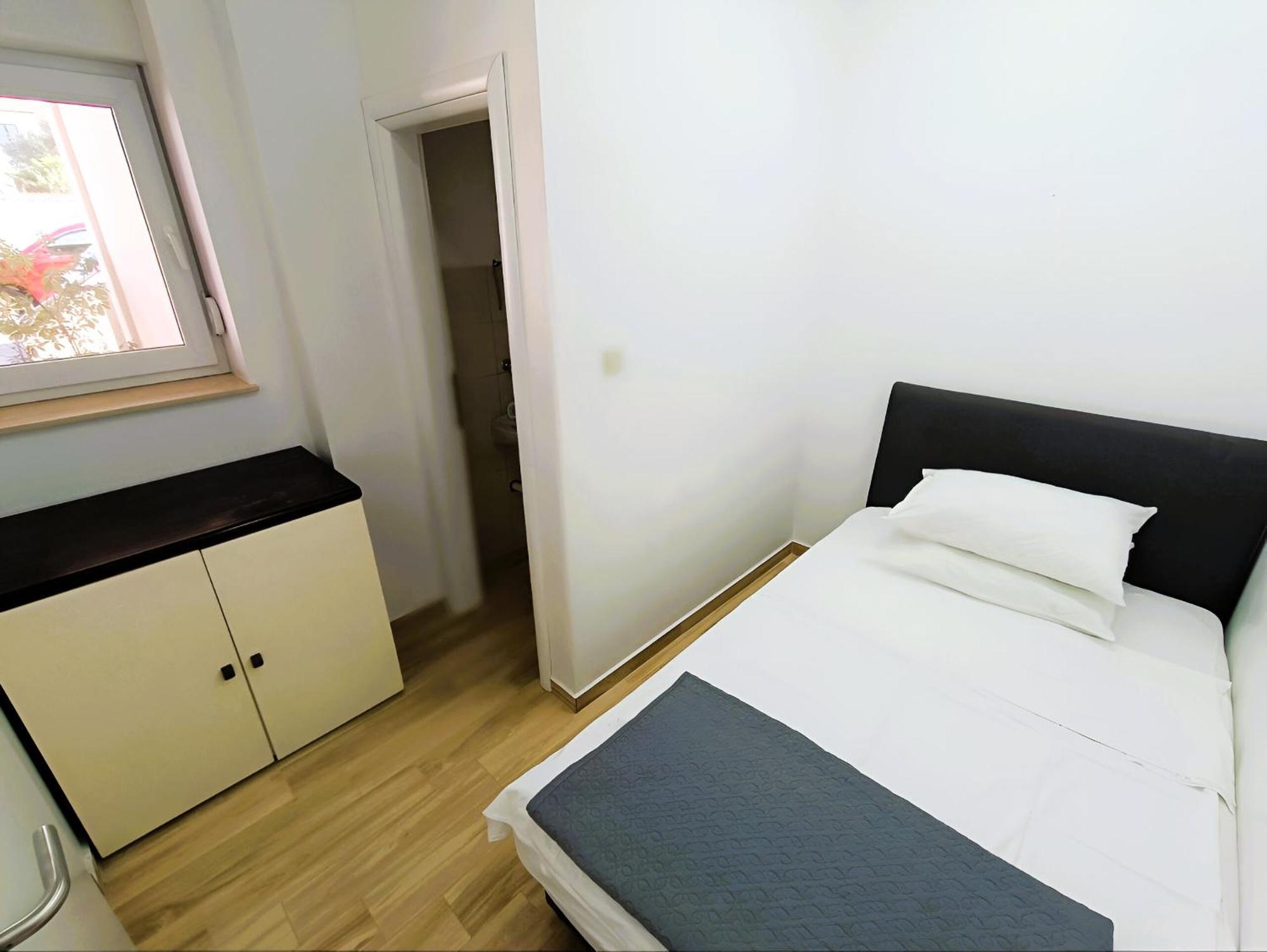 Apartments In Turanj, 20M From The Beach Sukošan Exterior foto