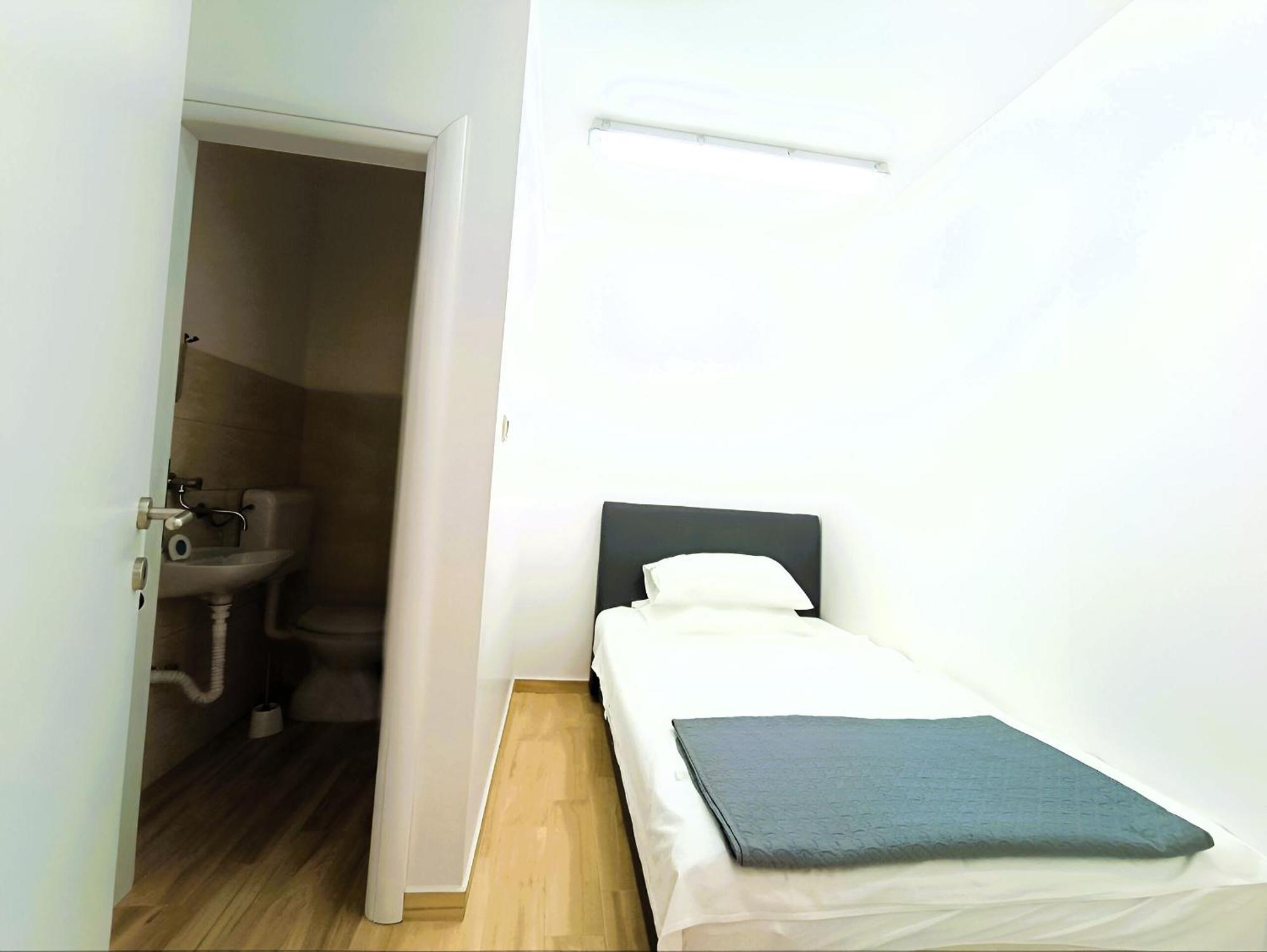 Apartments In Turanj, 20M From The Beach Sukošan Exterior foto